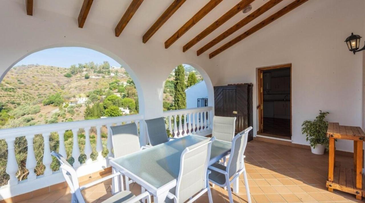Barbara Piscina Vallada Con Barbacoa By Andaraholidays Villaer Málaga
